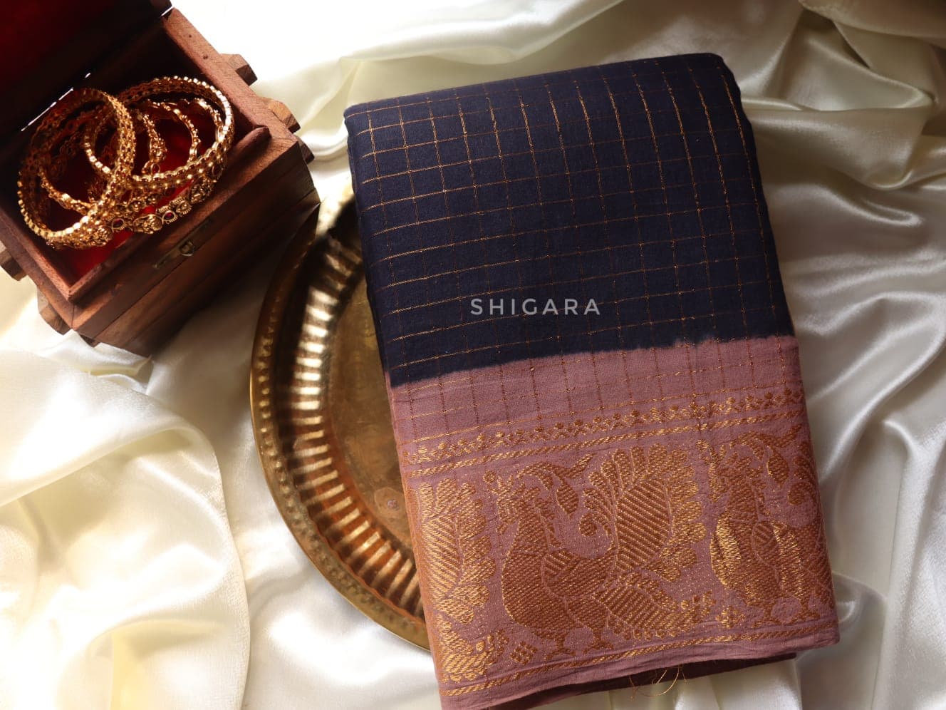 Navy blue Madurai Sungudi Saree